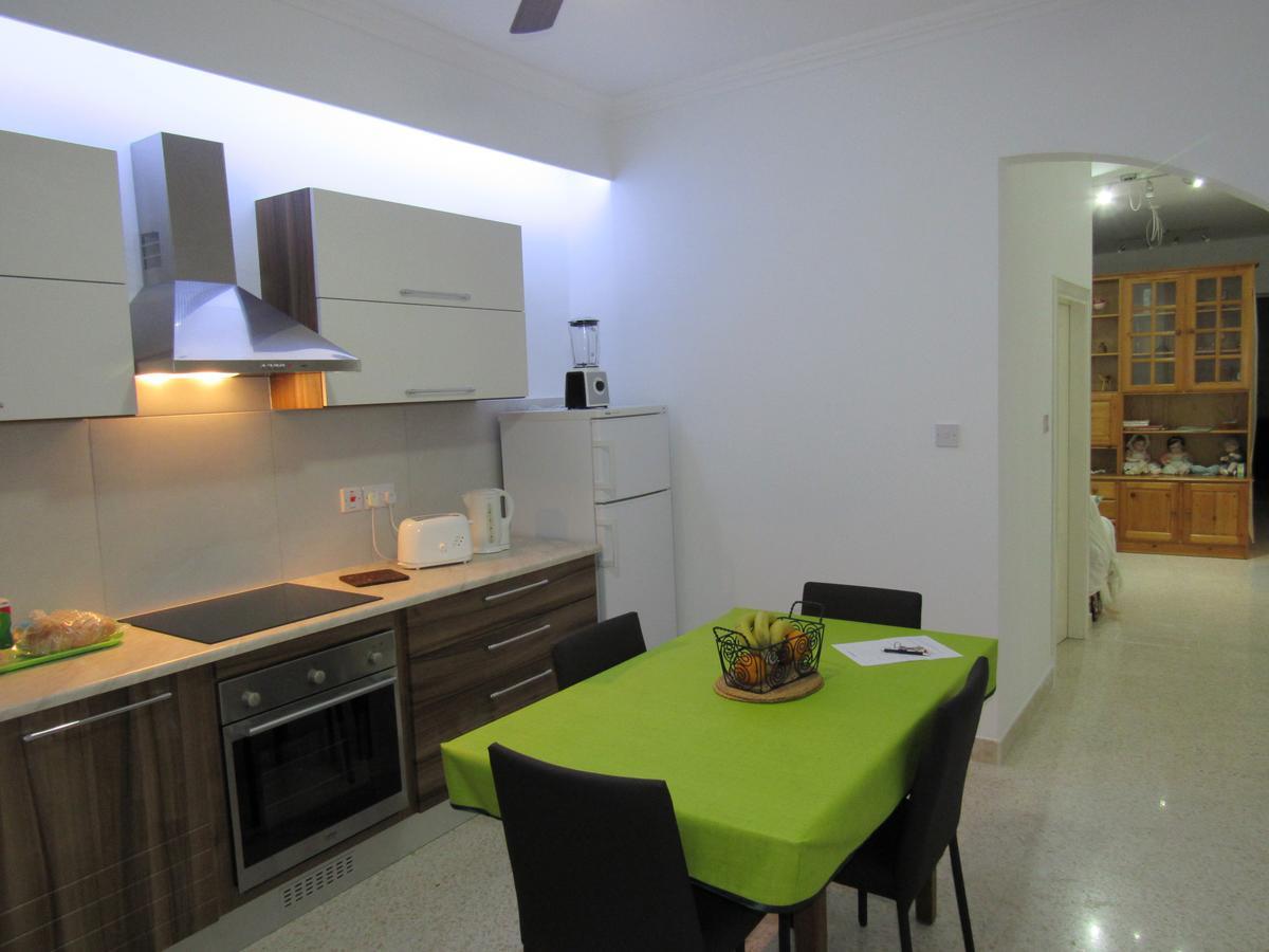 Central Studio Apartment Santa Vennera Exterior foto